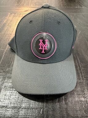 Nike Black Cap with Purple  NY Patch